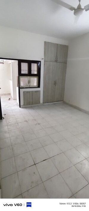 3.5 BHK Independent House For Rent in Sector 40