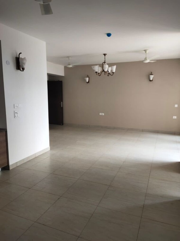 Room, aba-cleo-county 4 Bedroom 2448 Sq.Ft. Apartment In Sector 121 Noida 10377180