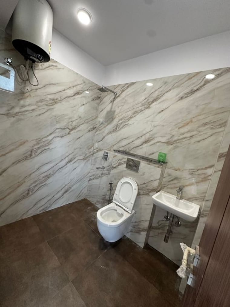 Bathroom, sector 46 Studio 635 Sq.Ft. Builder Floor In Sector 46 Gurgaon 10377212