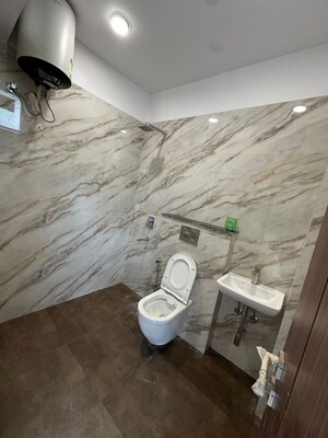 Bathroom in Studio Builder Floor at Sector 51 – for Rent