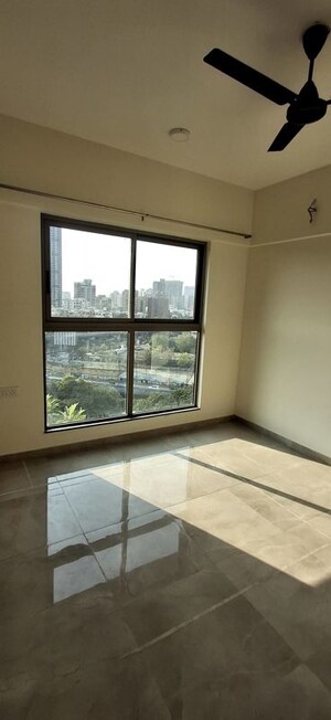 Room in 2 BHK Apartment at Sheth Irene, Malad West – for Rent