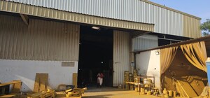  Warehouse For Sale in Pali