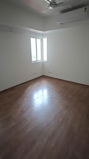 Room in 4 BHK Apartment at Godrej Air Sector 85, Sector 85 – for Rent