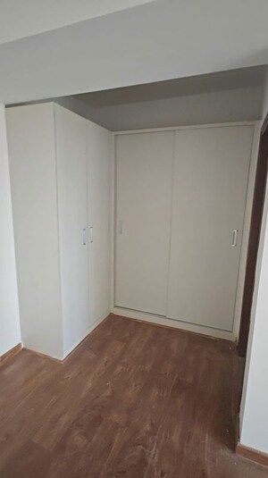 Room in 4 BHK Apartment at Godrej Air Sector 85, Sector 85 – for Rent