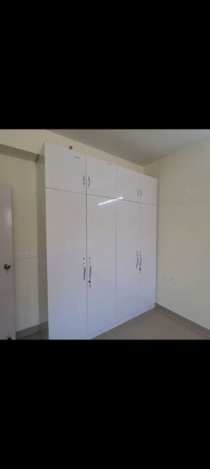 Room in 4 BHK Apartment at SARE Petioles, Sector 92 – for Rent