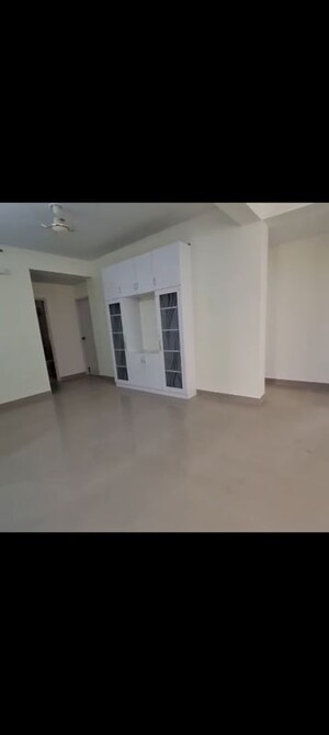Room in 4 BHK Apartment at SARE Petioles, Sector 92 – for Rent