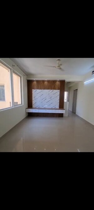 Room in 4 BHK Apartment at SARE Petioles, Sector 92 – for Rent