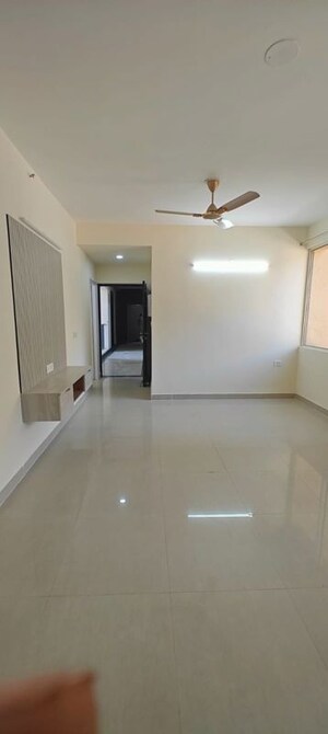 Room in 4 BHK Apartment at SARE Petioles, Sector 92 – for Rent