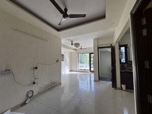 Room in 2 BHK Builder Floor at Sector 31 – for Rent