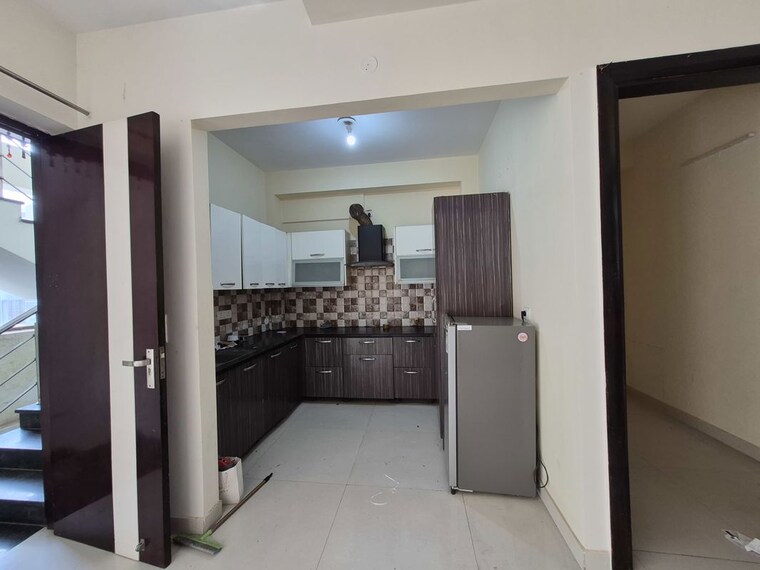 Kitchen, sector 31 2 Bedroom 1400 Sq.Ft. Builder Floor In Sector 31 Gurgaon 10377270