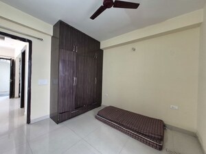 Room in 2 BHK Builder Floor at Sector 31 – for Rent