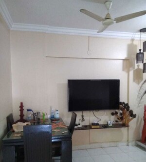 Living Room in 2 BHK Apartment at Pragati Apartments Dahanukar Colony, Dahanukar Colony – for Rent