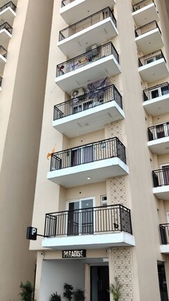 2 BHK Apartment For Sale in The Golden Gate