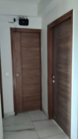 Furnished Amenities in 2 BHK Apartment at The Golden Gate, Mahurali – for Sale