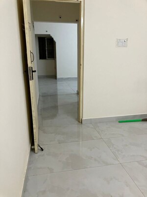 Room in 2 BHK Apartment at Jeevanadi Magnus, Murugesh Palya – for Rent