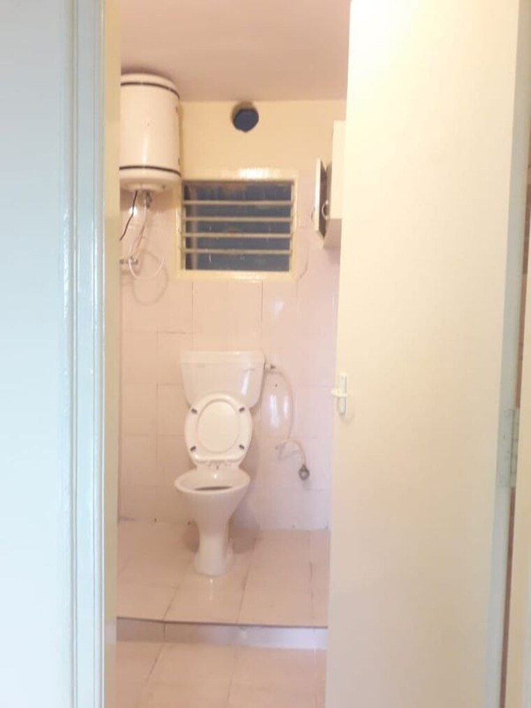 Bathroom, cv raman nagar 3 Bedroom 1400 Sq.Ft. Builder Floor In Cv Raman Nagar Bangalore 10377310