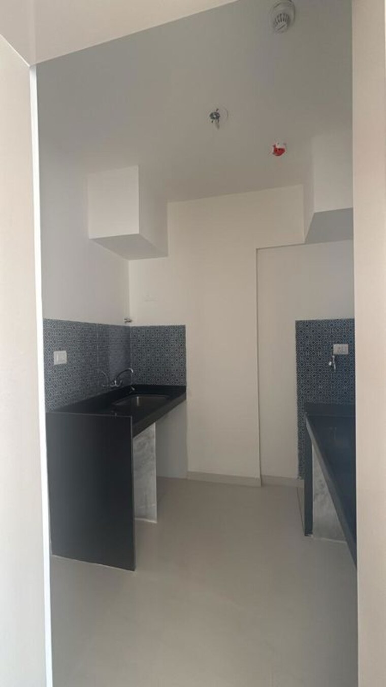 Kitchen, lodha-crown-kolshet 2 Bedroom 750 Sq.Ft. Apartment In Kolshet Road Thane 10377333