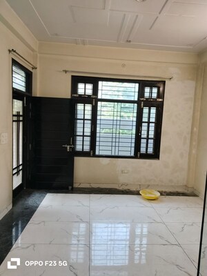 Kitchen in 2 BHK Builder Floor at Gomti Nagar – for Rent