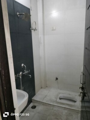 Bathroom in 2 BHK Builder Floor at Gomti Nagar – for Rent
