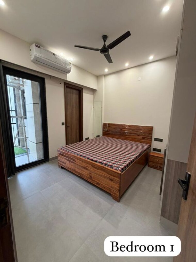 Bedroom, sector 43 3 Bedroom 215 Sq.Yd. Builder Floor In Sector 43 Gurgaon 10377373