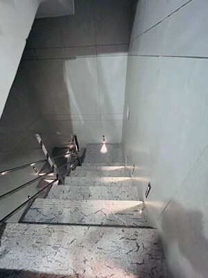 Staircase in 3 BHK Builder Floor at Sector 42 – for Rent