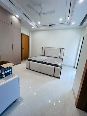 Furnished Amenities in 3 BHK Builder Floor at Sector 42 – for Rent