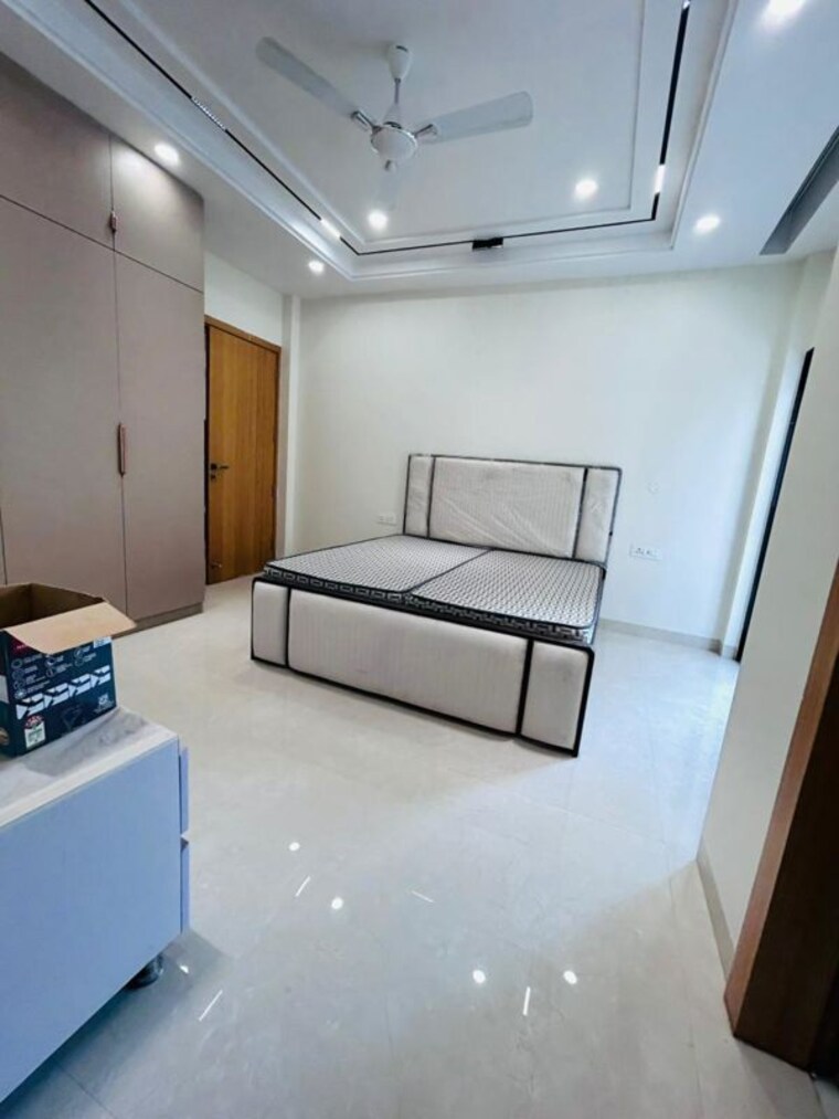 undefined, sector 42 3 Bedroom 215 Sq.Yd. Builder Floor In Sector 42 Gurgaon 10377385