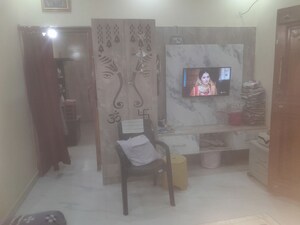 Parking in 2 BHK Builder Floor at Akshya Nagar – for Rent
