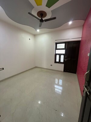 1 RK Builder Floor For Rent in Sector 21d