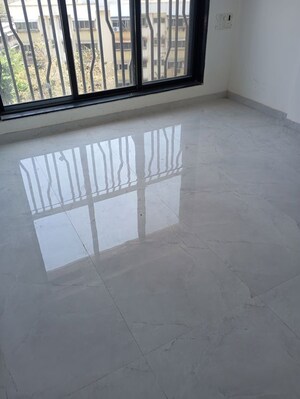 Room in 3 BHK Apartment at Jb Nagar – for Sale