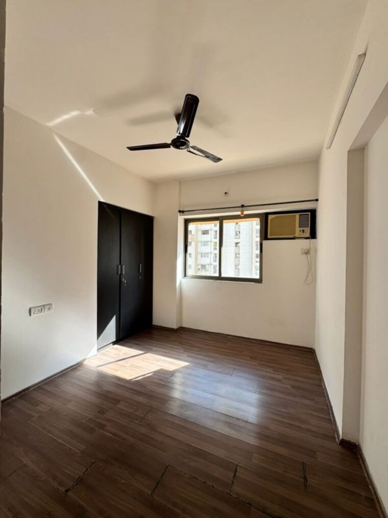 Room, lodha-splendora 3 Bedroom 953 Sq.Ft. Apartment In Ghodbunder Road Thane 10377400