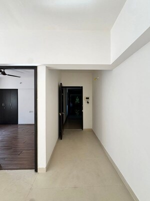 Room in 3 BHK Apartment at Lodha Splendora, Ghodbunder Road – for Rent