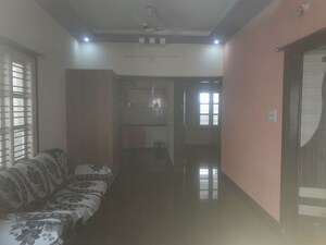 Room in 2 BHK Builder Floor at Akshya Nagar – for Rent