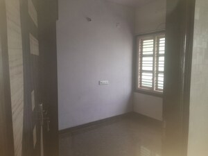 Room in 2 BHK Builder Floor at Akshya Nagar – for Rent
