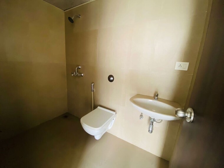 Bathroom, dombivli east 2 Bedroom 580 Sq.Ft. Apartment In Dombivli East Thane 10377425