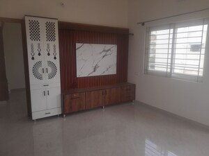Room in 2 BHK Builder Floor at Akshya Nagar – for Rent