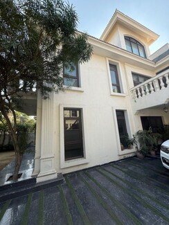 5 BHK + Pooja Room,Servant Room,Study Room Villa For Sale in Eros Rosewood City
