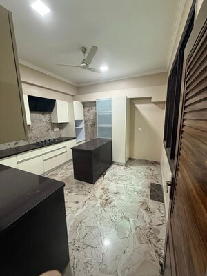 Kitchen in 5 BHK Villa at Eros Rosewood City, Sector 49 – for Sale