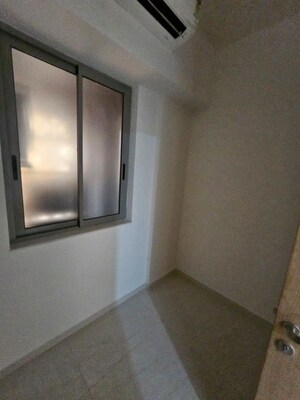 Room in 2 BHK Apartment at Lodha Bellagio, Powai – for Rent