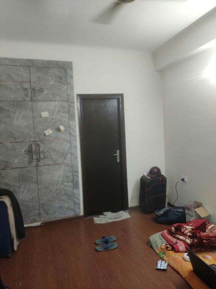 Living Room, amrapali-centurian-park 2 Bedroom 890 Sq.Ft. Apartment In Tech Zone 4 Greater Noida Greater Noida 9552395