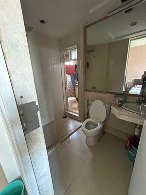 Team Area in 2.5 BHK Apartment at Hiranandani Meadows, Manpada – for Rent