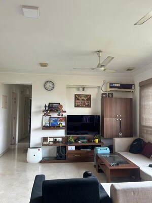 2.5 BHK Apartment For Rent in Hiranandani Meadows, Manpada