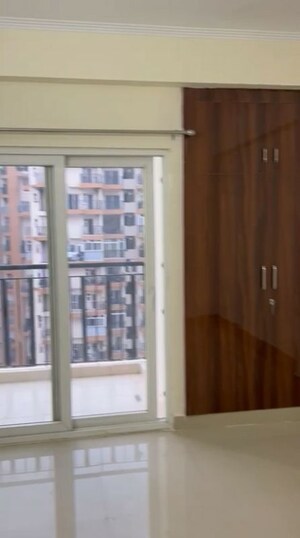 Master Plan in 3 BHK Apartment at Amrapali Centurian Park, Tech Zone 4 Greater Noida – for Rent