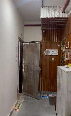3 BHK + Extra Room Apartment For Rent in Amrapali Centurian Park