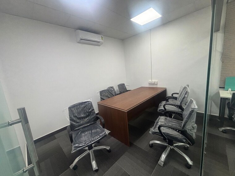 Team Area, sector 63 Commercial Office Space 1500 Sq.Ft. In Sector 63 Noida 10377466