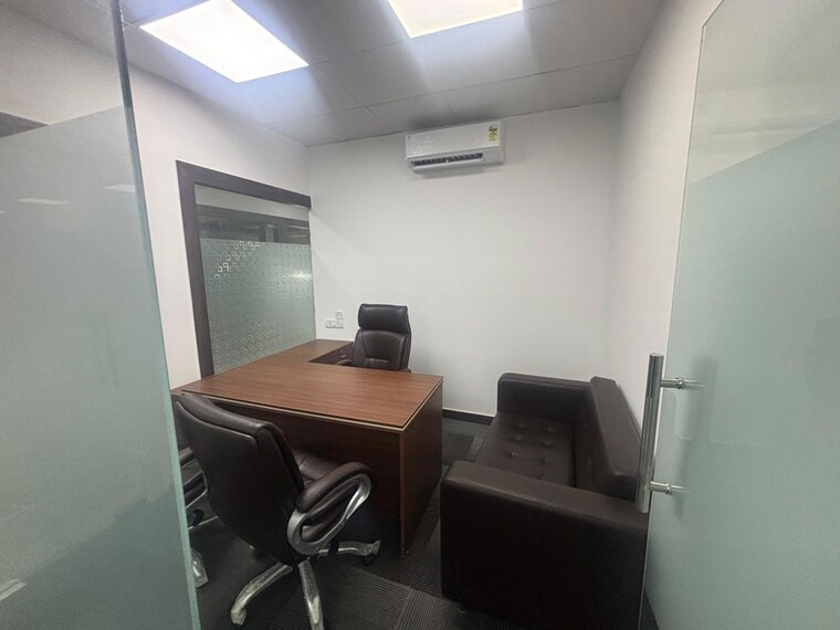 Team Area, sector 63 Commercial Office Space 1500 Sq.Ft. In Sector 63 Noida 10377466
