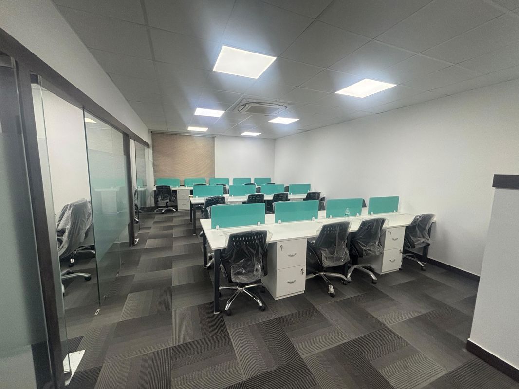 Office Space For Rent in Sector 63