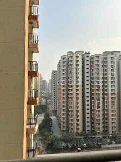 3.5 BHK + Pooja Room Apartment For Rent in Amrapali Centurian Park