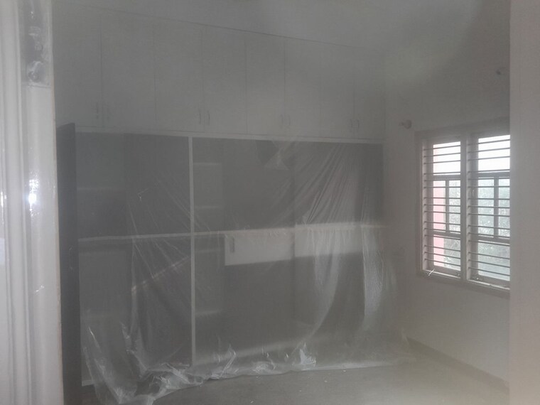 Bathroom, nri layout 2 Bedroom 1200 Sq.Ft. Builder Floor In Nri Layout Bangalore 10377478