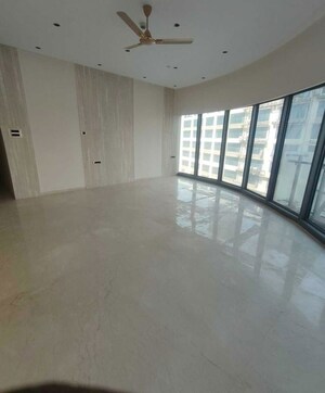 Room in 4 BHK Apartment at Lodha World View, Worli – for Rent